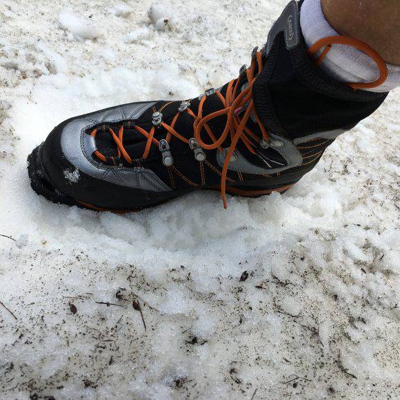 Prova su neve per la Aku Serai GTX