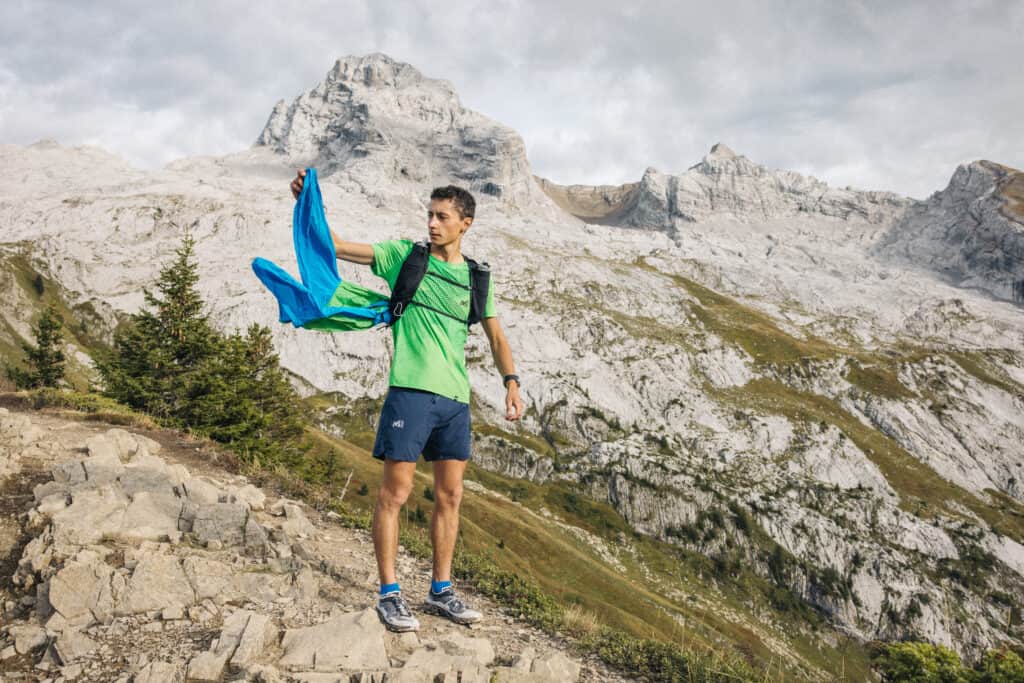 L'atleta Millet Sebastien Guichardaz al cambio outfit