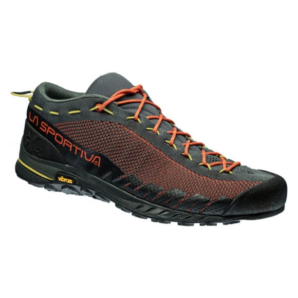 La scarpa da approach La Sportiva TX 2, look aggressivo e grande tecnologia