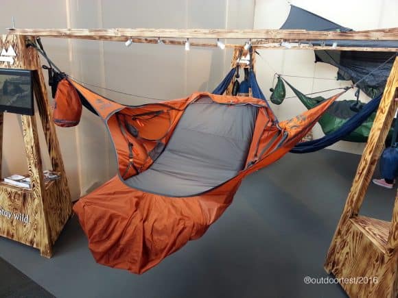 Una innovativa amaca/sacco letto, per outdoor