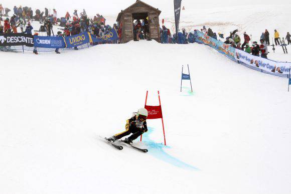 I giovani atleti gareggeranno nelle discipline: discesa, snowboard e fondo