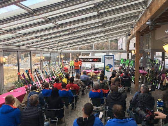 Le aziende illustrano i prodotti ai noleggiatori