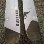 Dettaglio della coda dello sci Blizzard Rustler 10