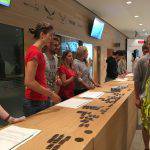 La reception degli inviatati nel Centro Congressi di Alpbach