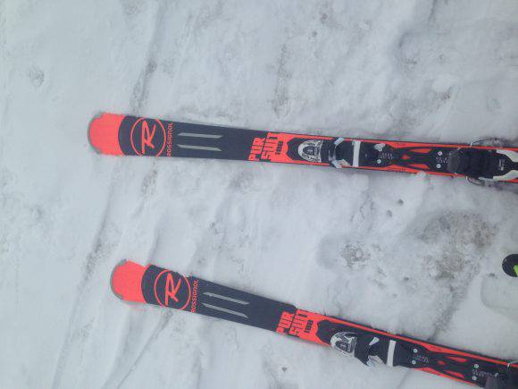 Rossignol Pursuit 100 nella versione nero e rosso