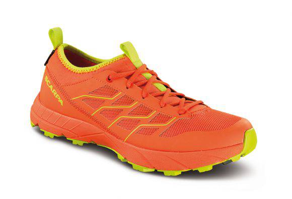 ATOM SL GTX nella versione arancio e verde chiaro