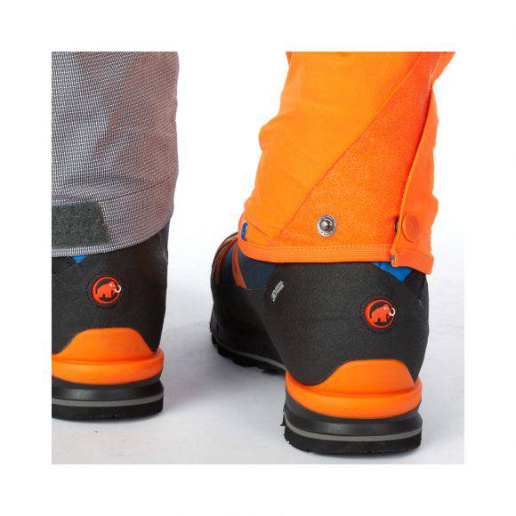 Particolare della ghetta del pantalone Mammut Eisfeld Guide SO