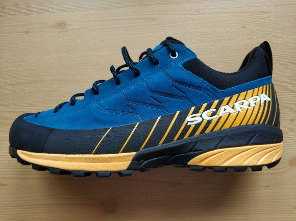 Vista del lato esterno della SCARPA Mescalito GTX