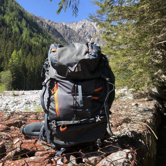 Vista posteriore dello zaino Millet Ubic 40