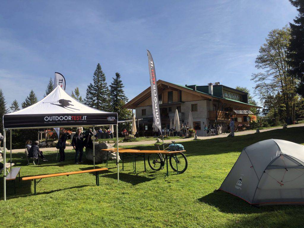 La "base test" in località Tovre, presso il rifugio La Montanara