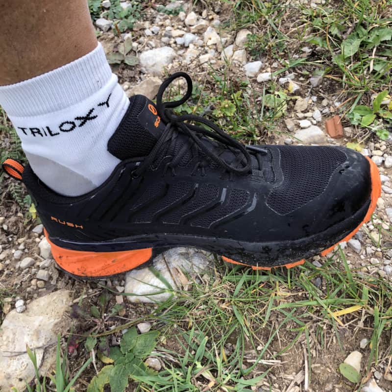 Scarpa Rush, forma compatta e semplice