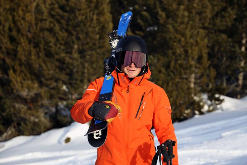 Completo Hyra Marmoré, la divisa ufficiale del Tester di Team di Outdoortest