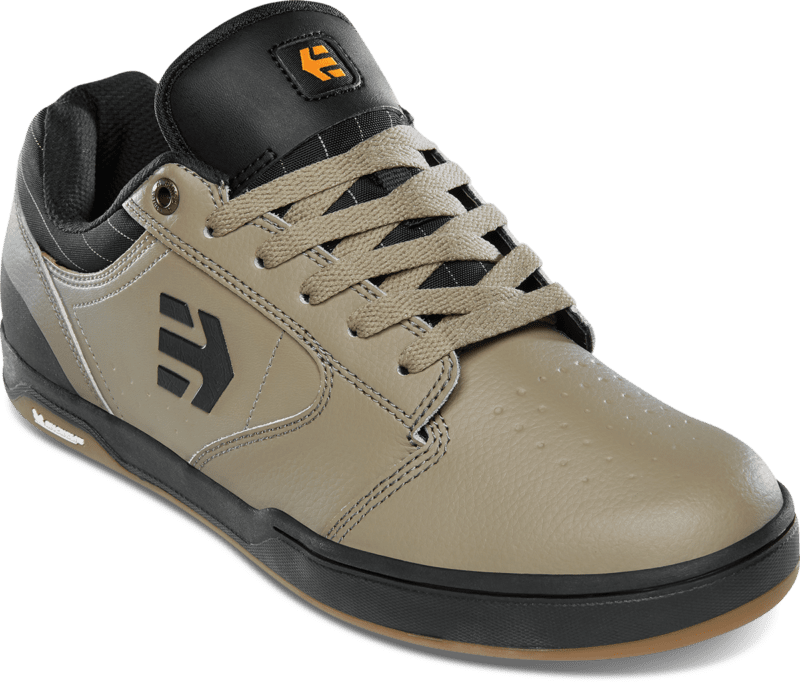Etnies Camber Crank con suola Michelin, vista di 3/4