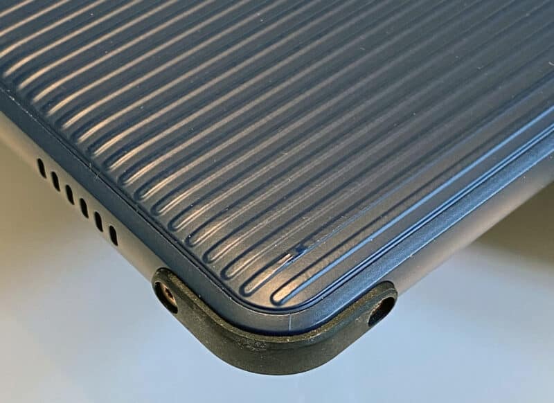 Acer Enduro Urban T1 Tablet Semi-rugged, lo spigolo protetto