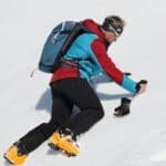Simulazione di ricerca in valanga con l'Arva in montagna