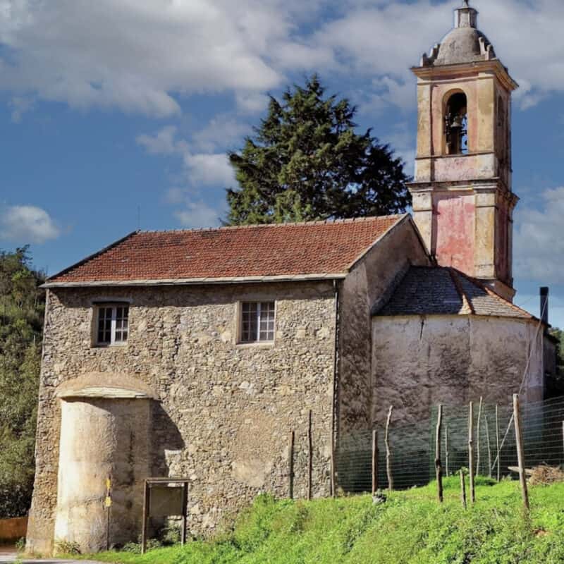 Itinerario Noli Final Pia, chiesa di San Giacomo alle Manie.