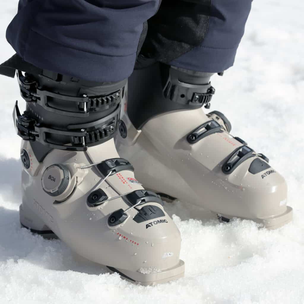 Atomic Hawx Prime 130 S con BOA System