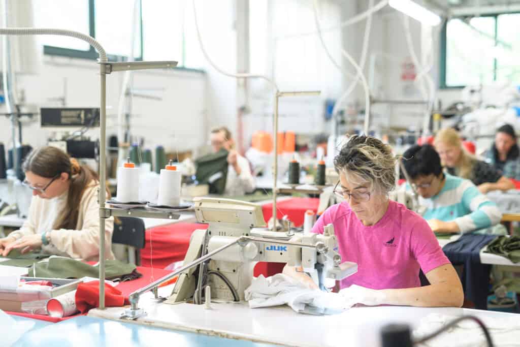 Il reparto cucitura. Tecso