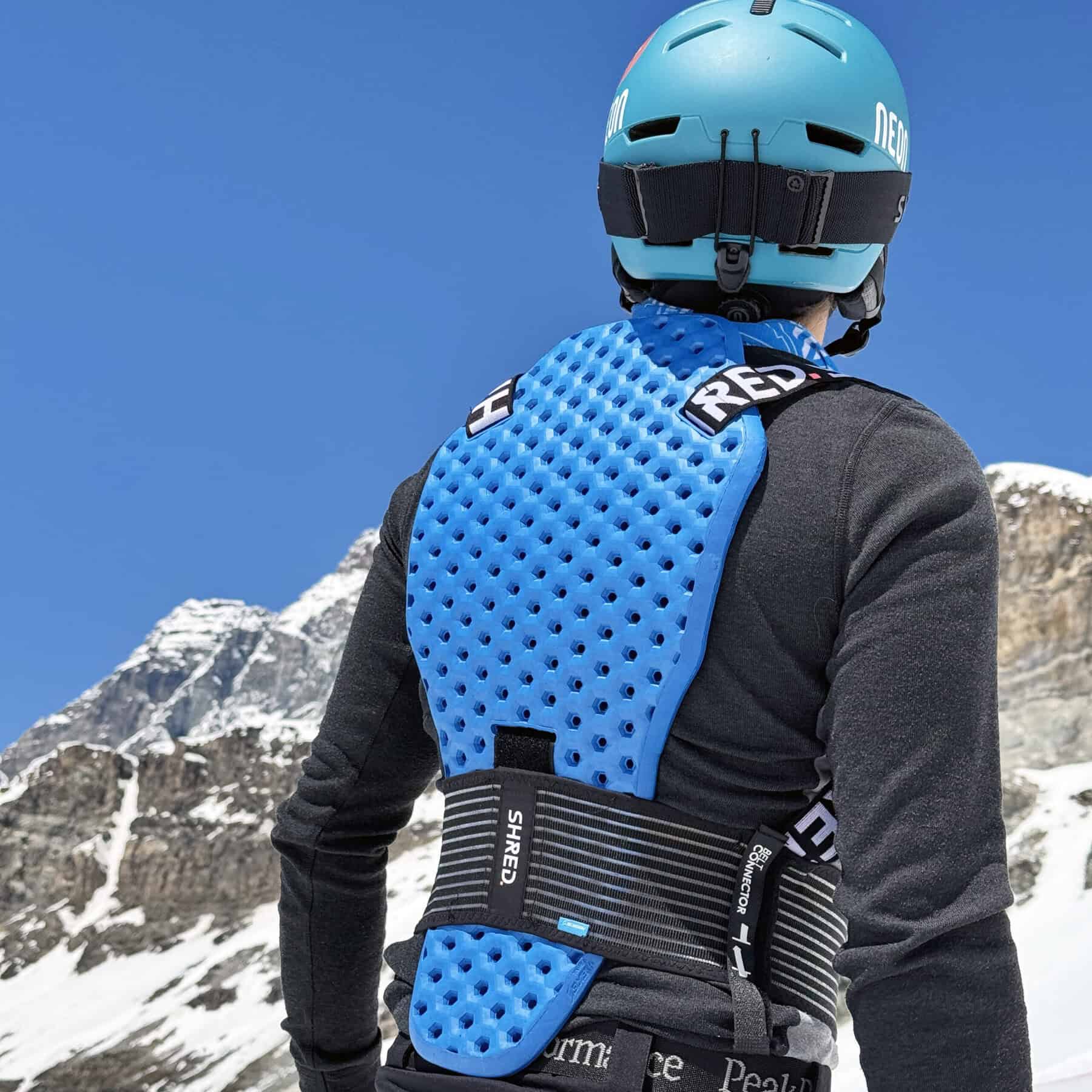 Protettore dorsale crash pad blue per sport outdoor, escursionismo e alpinismo sicuro.